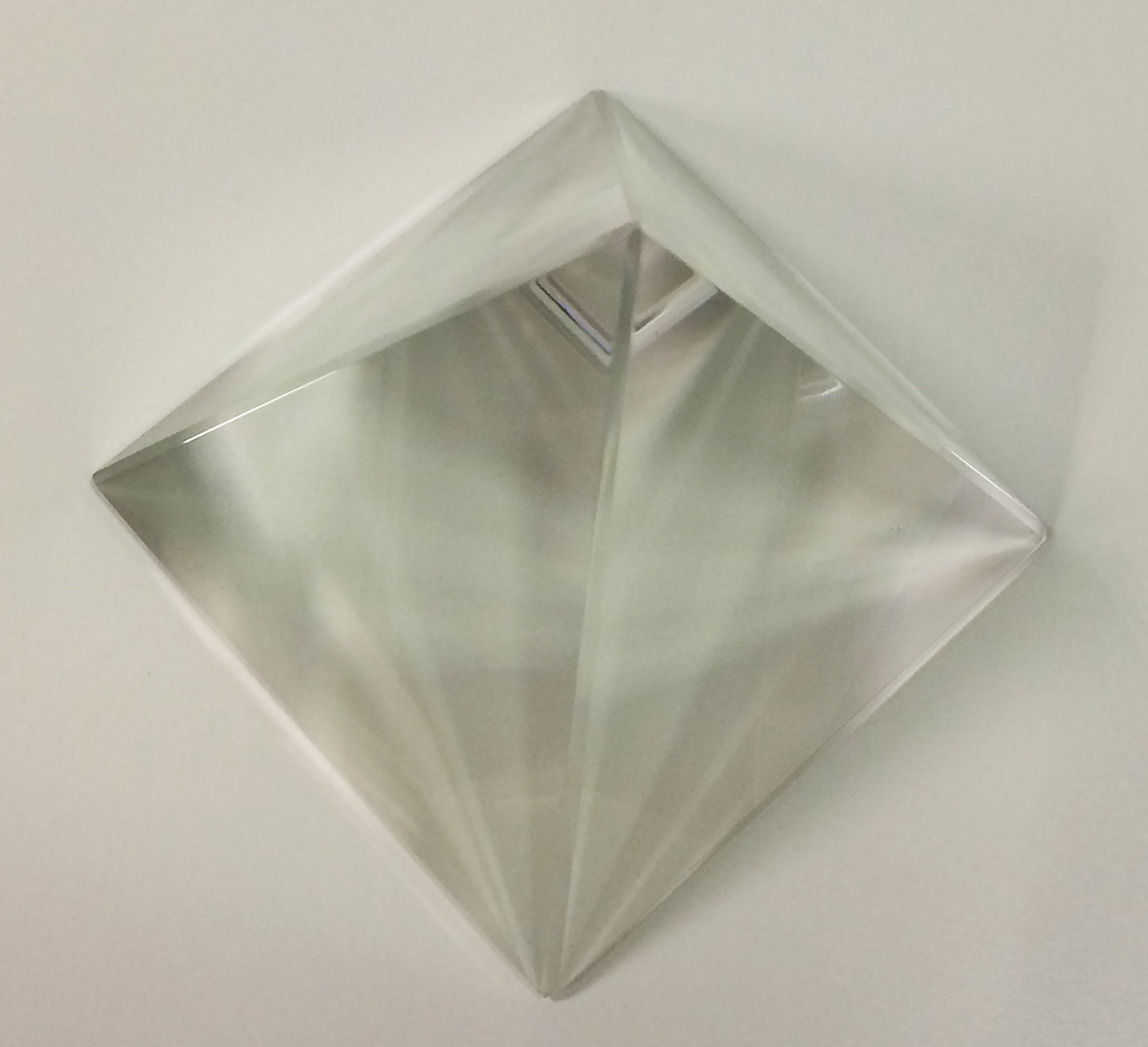 crystal-glass-pyramid-transparent-2
