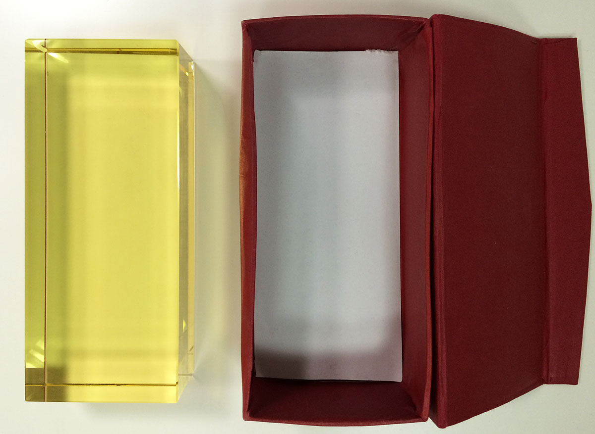 glass-rectangle-yellow-box